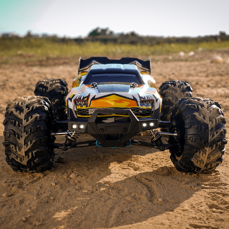 Scy 16102 Pro 1:16 70km/H 4wd  - огляд і ціна Drone Or Rc Car
